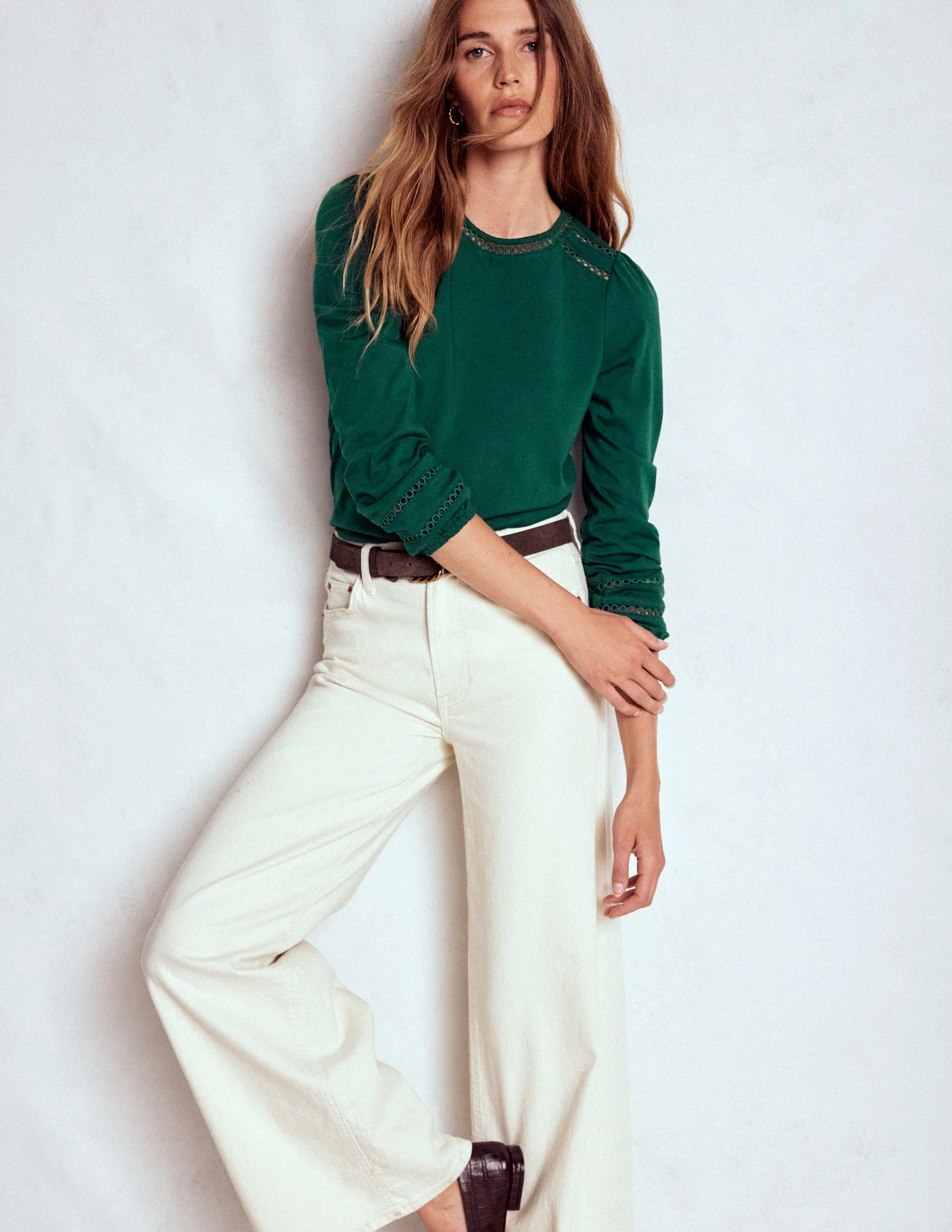 Flexible Ribbed Cuffs Slim Fit Design Layered Hem Finish Flo Trim Detail Top-Emerald Night
