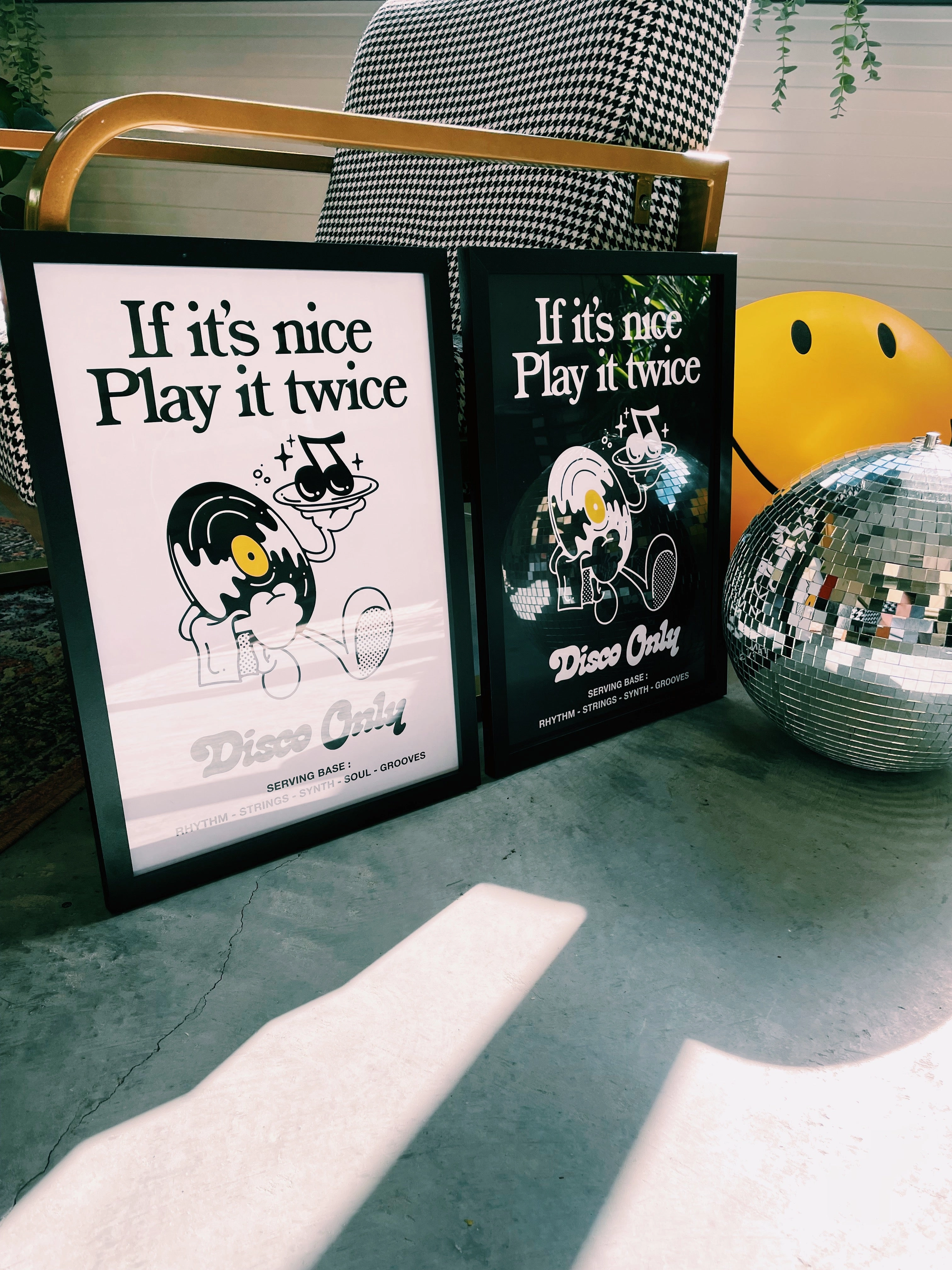 Light Casual Wear Fresh Style Trend DISCO ONLY 'Play It Twice V2' Tee & Print Bundle - Black