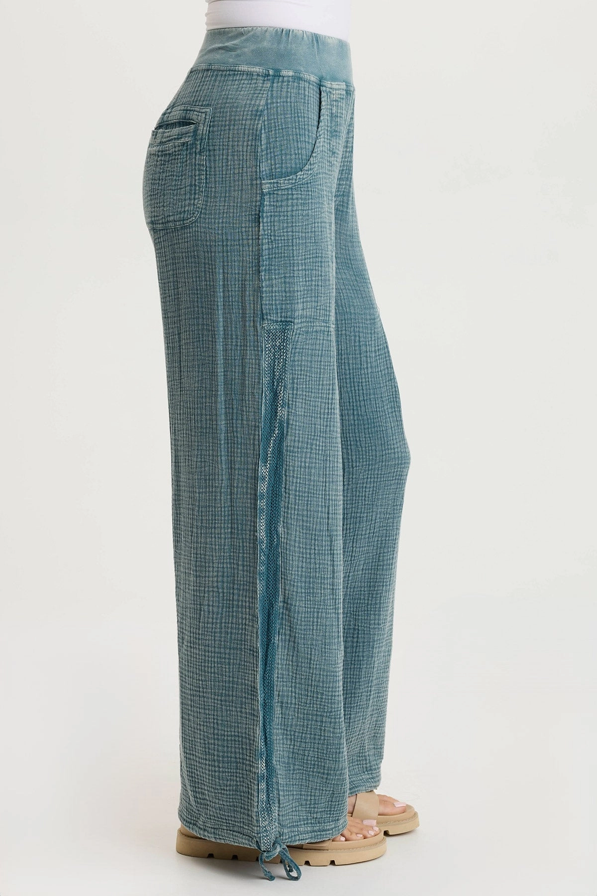 Lenka Gauze Cinched Wide-Leg Pant LightweightComfort Water Repellent Coating