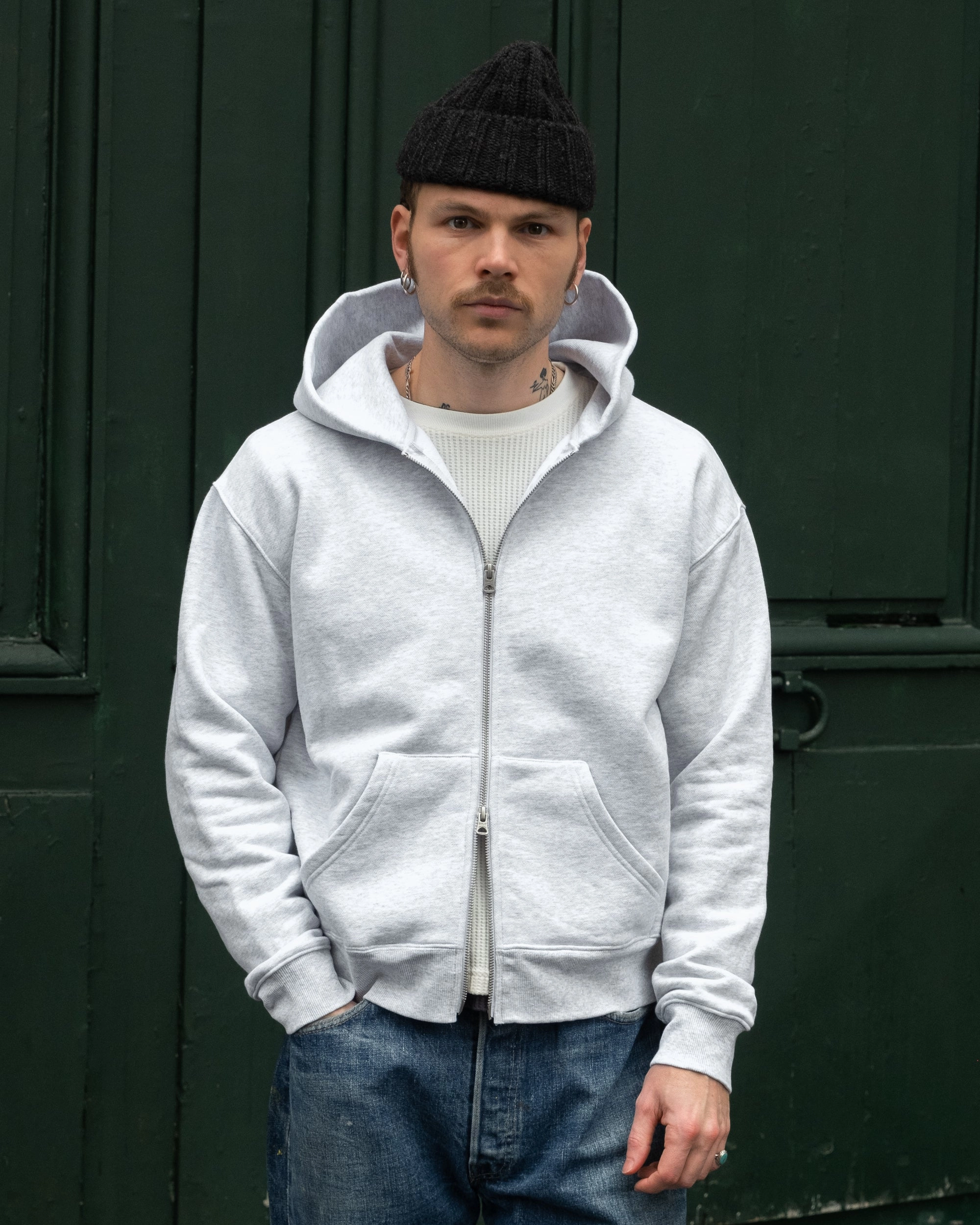 Timeless Bold Comfy Hoodies THE ZIP SWEAT