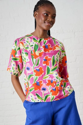 Linen T-Shirt in Watercolour Floral AdjustableCuffSystem