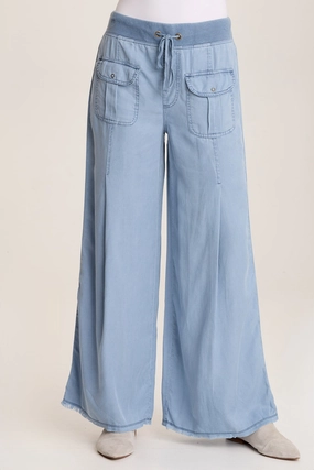 Loen Twill Wide Leg Pant Easy Care Fabric Finish