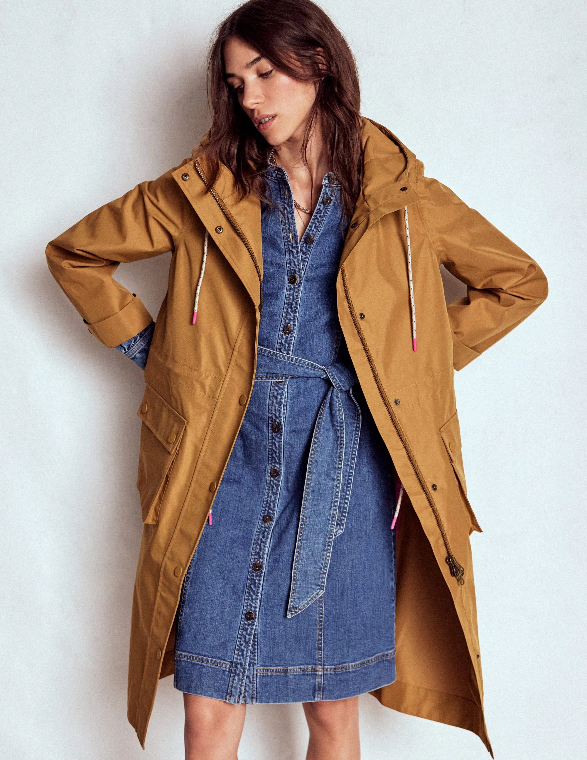 Quick Release Buckles Low Profile Collar Design Longline Rain Mac-Hazelnut Brown