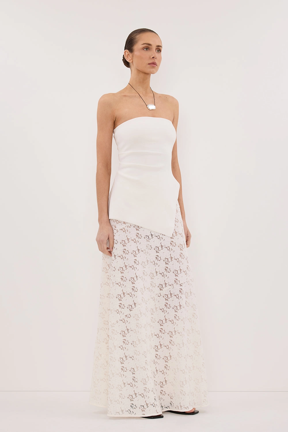 Side Pockets LOULA WHITE LACE SKIRT