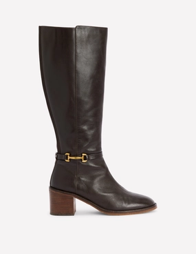 Mud Resistant Daily Walks Iris Snaffle Heel Boot-Chocolate