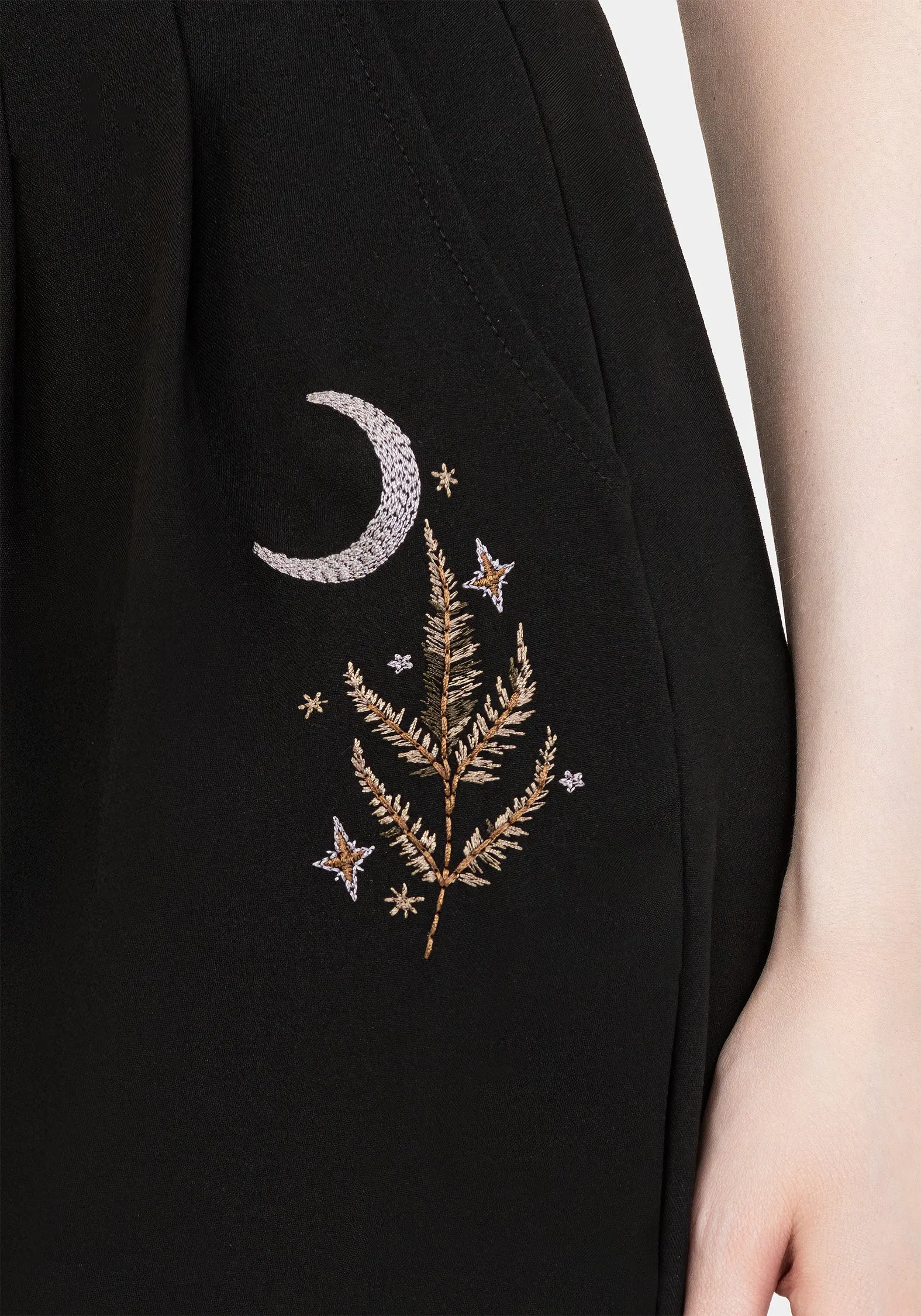 Lucia Firefly Embroidered Pleated Trousers Sporty Appeal