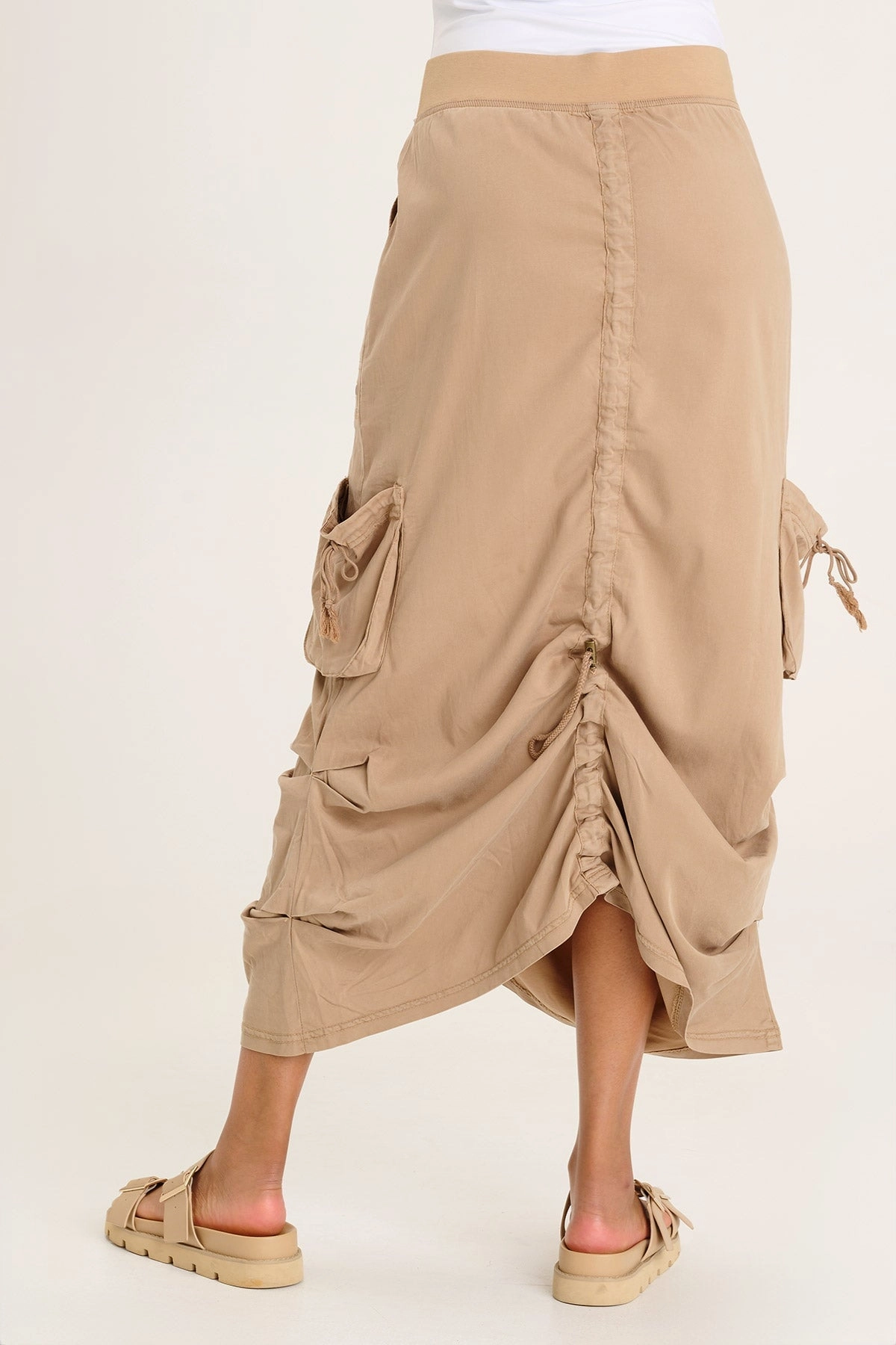 Laidback Mood Elegant Look Macken Skirt