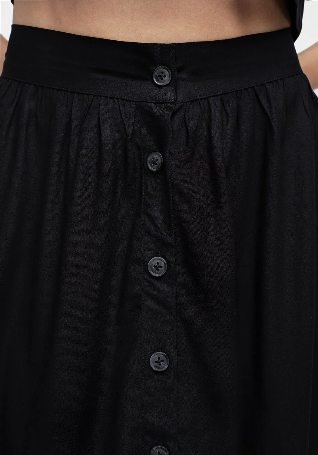 Wardrobe Hero Maidenhair Button Down Midi Skirt - Midnight Black