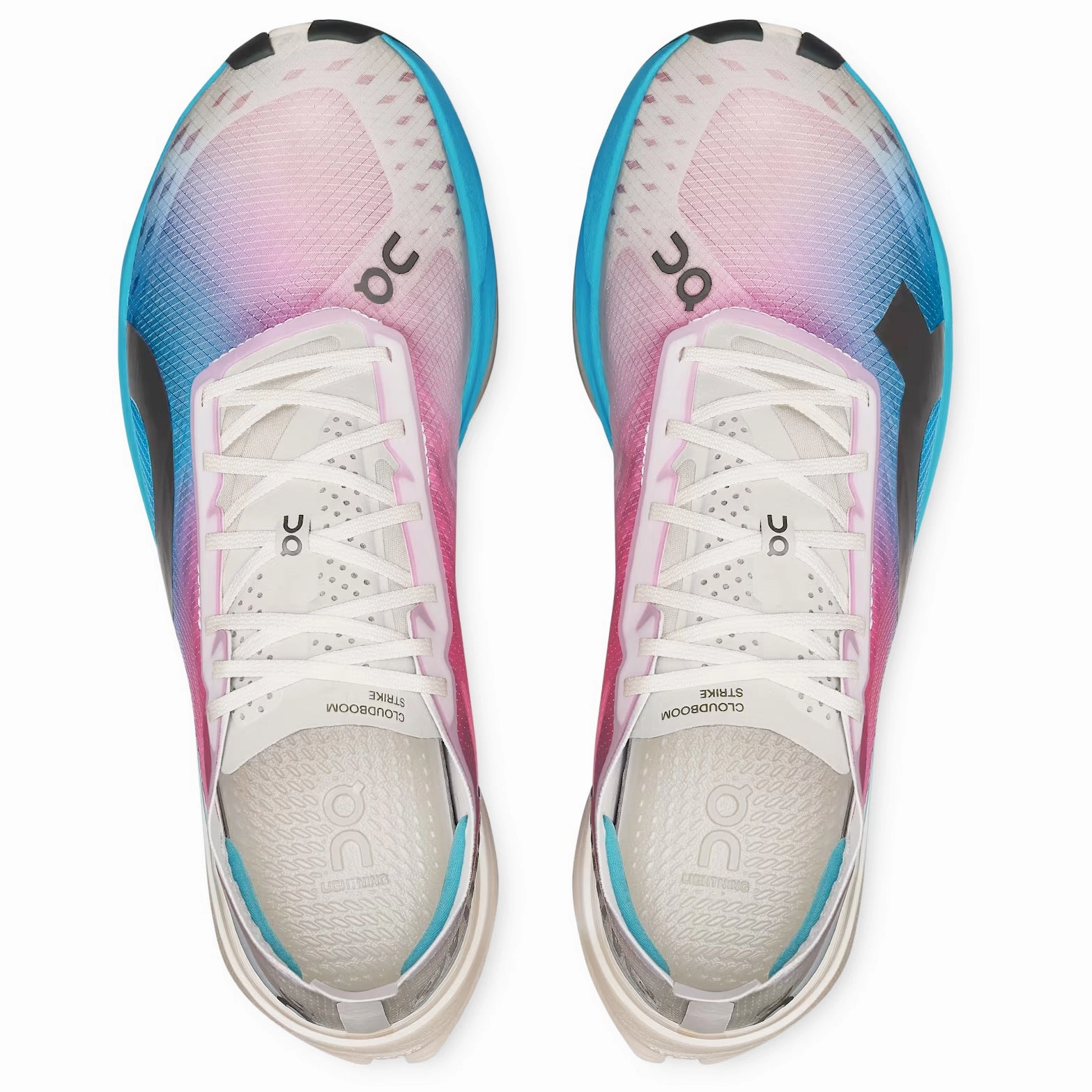 Men's Cloudboom Strike White / Horizon heel - support - system running in a valley shoes
