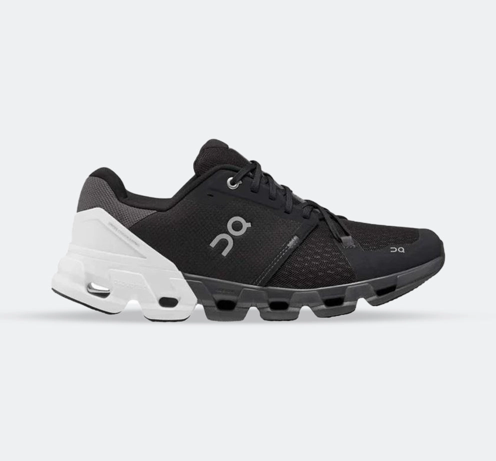 Men's Wide Fit On Cloudflyer 4 Walking Trainers Cold weather defense