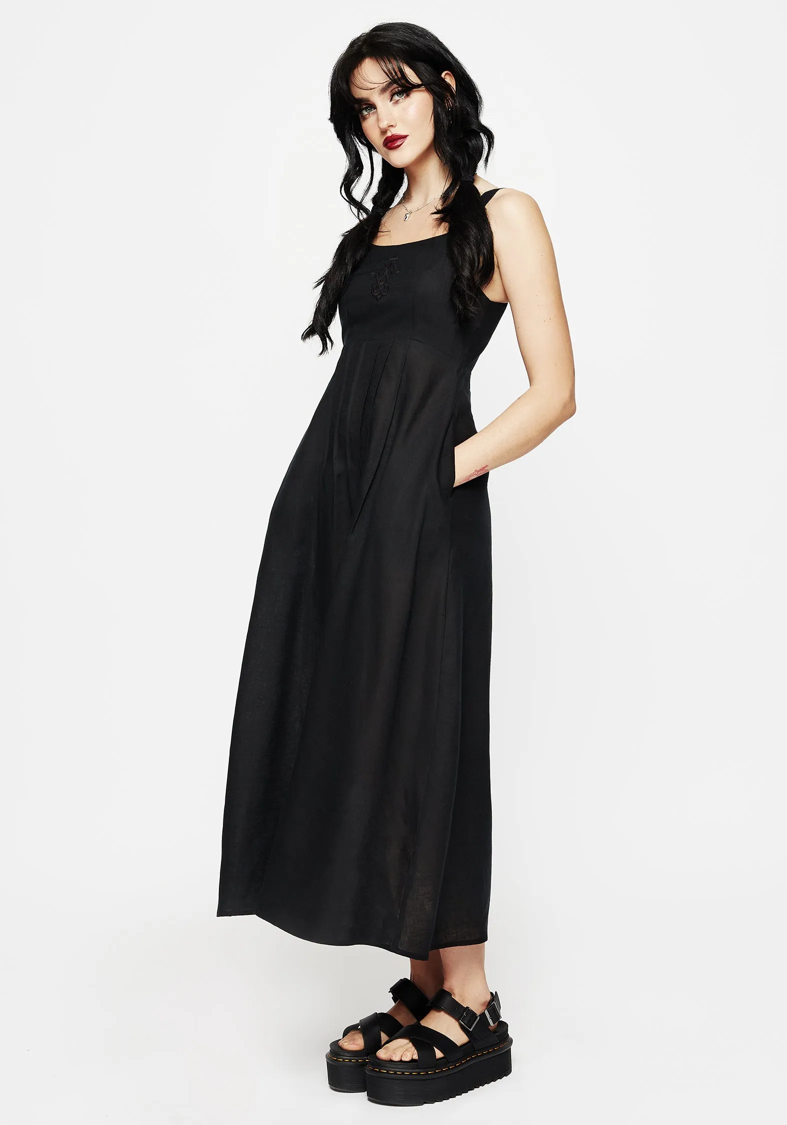 Merrymount Embroidered Midaxi Dress Easy Texture Casual Days