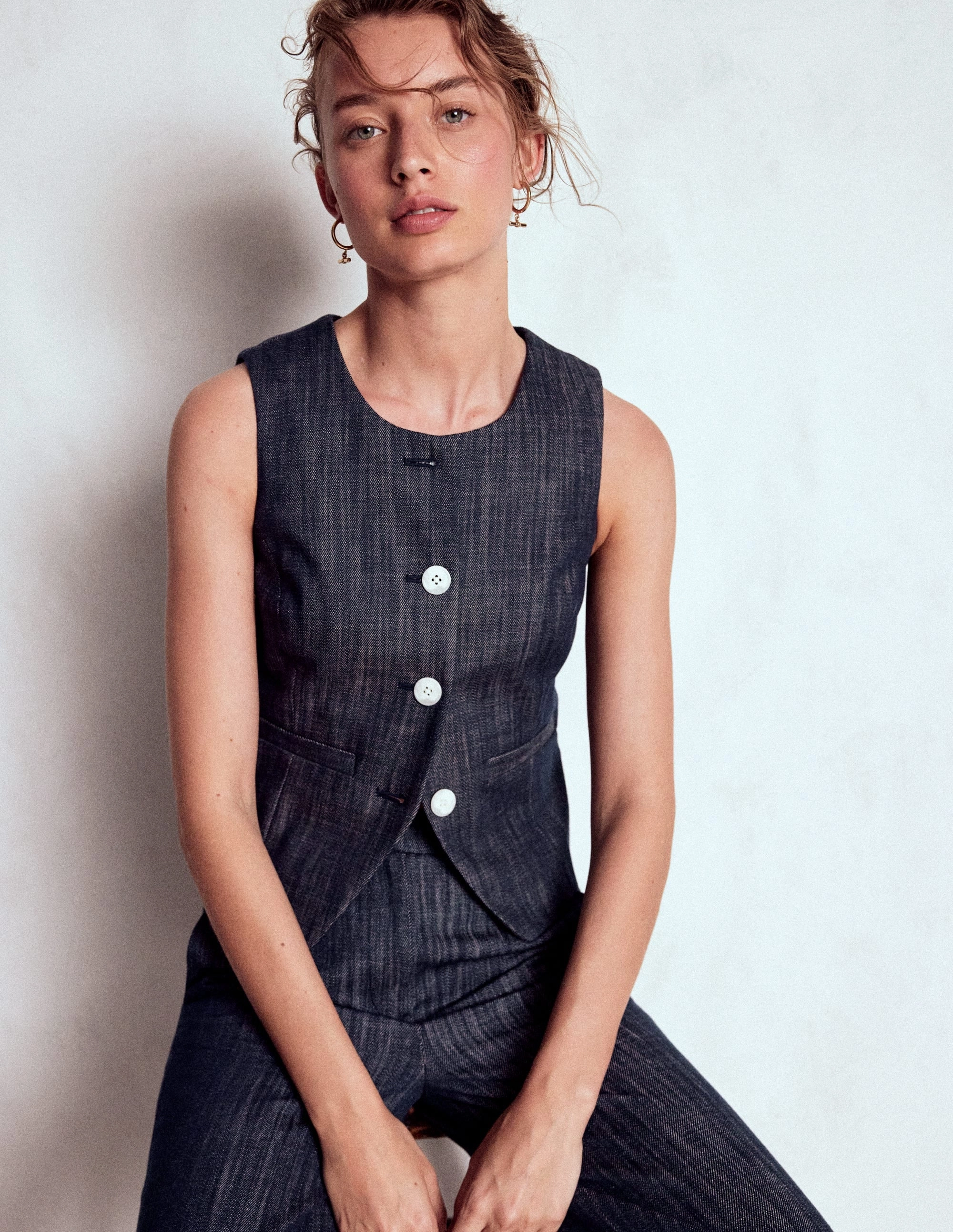 Multi Pocket System Adaptive Layering System Tailored Twill Waistcoat-Navy, Indigo