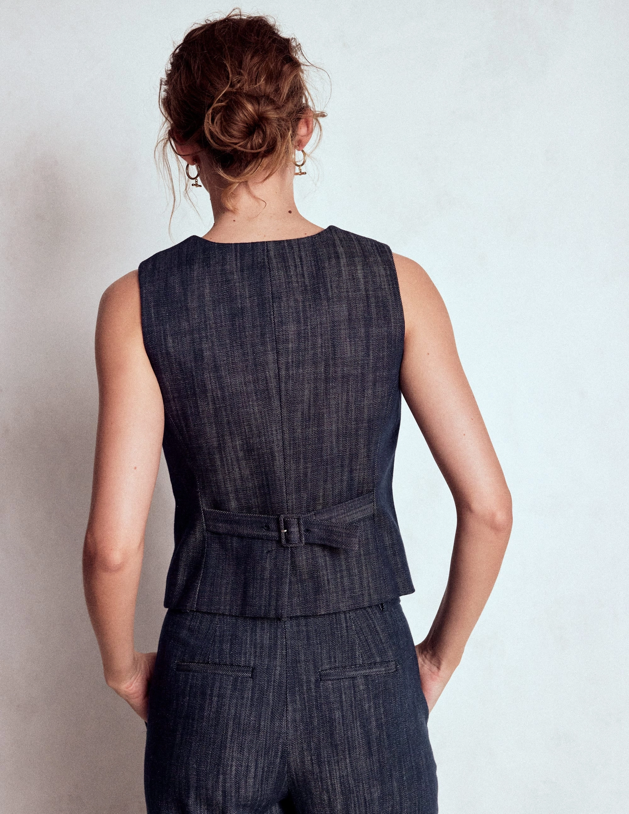Textured Finish Modern Functional Design Tailored Twill Waistcoat-Navy, Indigo