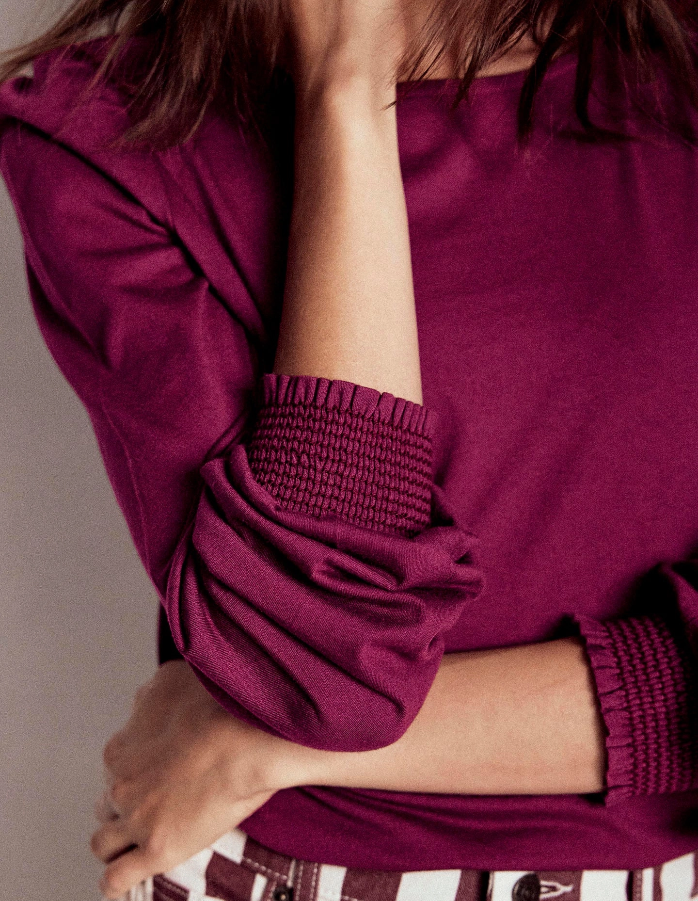 Minimalist Design Aesthetic Smocked Cuff Supersoft Top-Deep Wisteria Hypoallergenic Inner Layer