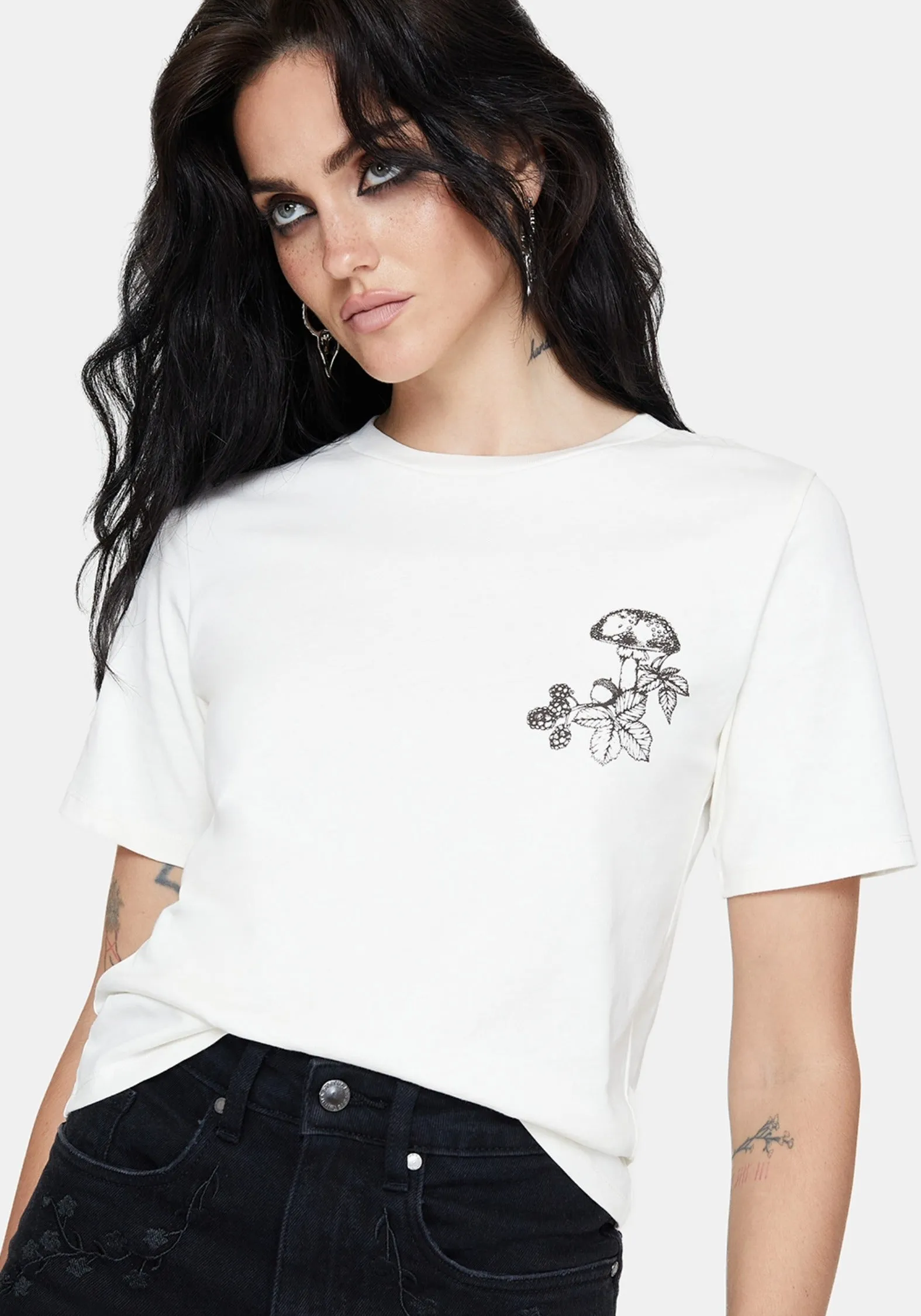 Cynthia Spider Web Graphic Cotton T-Shirt Reflective Trim Details DurableReinforcement