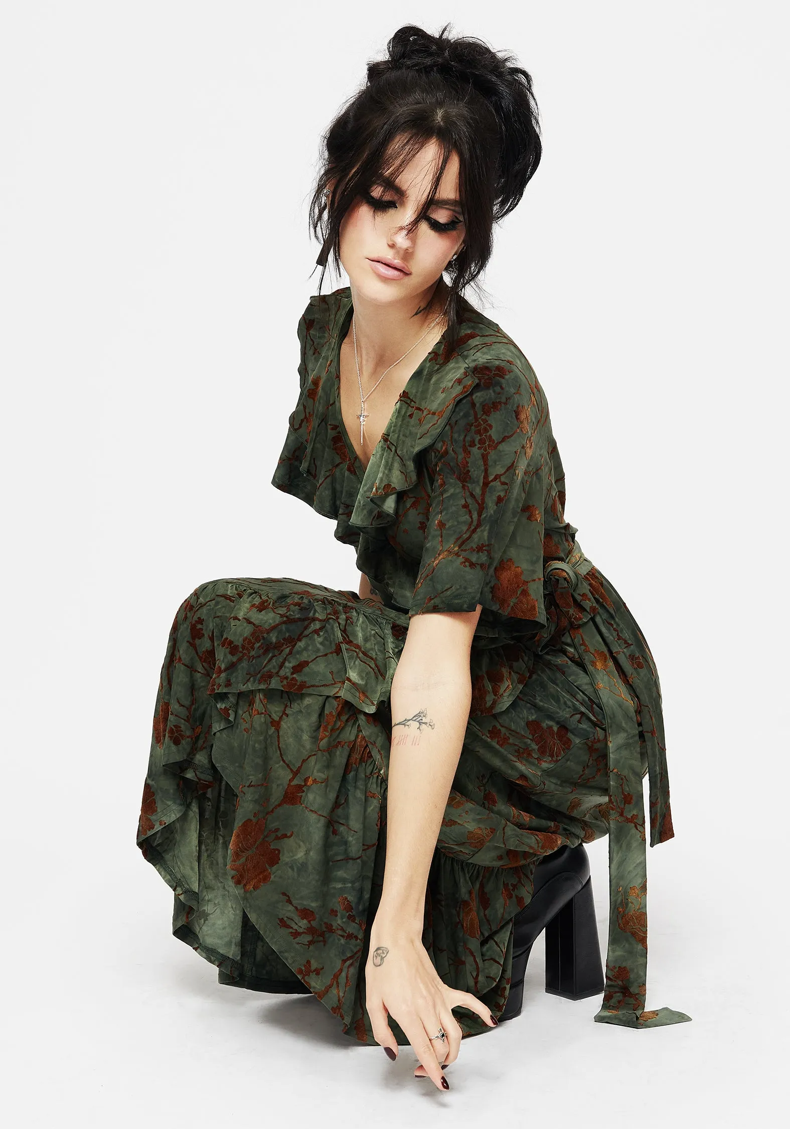 Art Spirit Soft and Relaxed Witchfire Ruffle Midaxi Wrap Dress