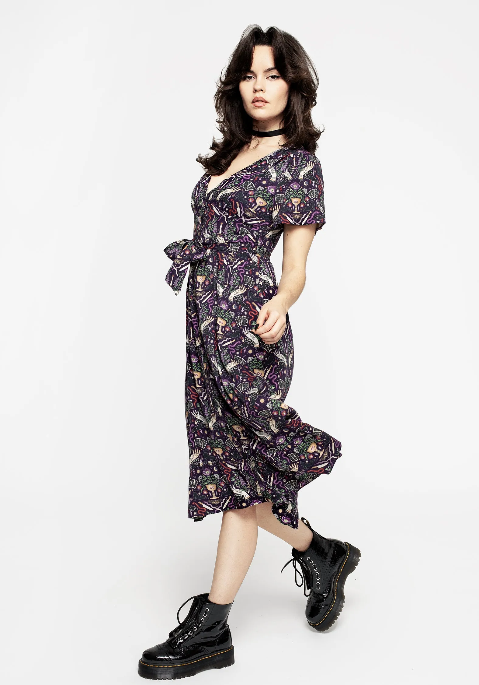 Smooth Outline Modern Mystic Button Up Midi Dress