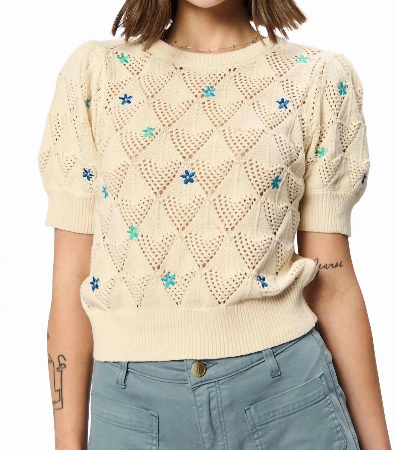 Julia Sweater In Cream Casual Chic