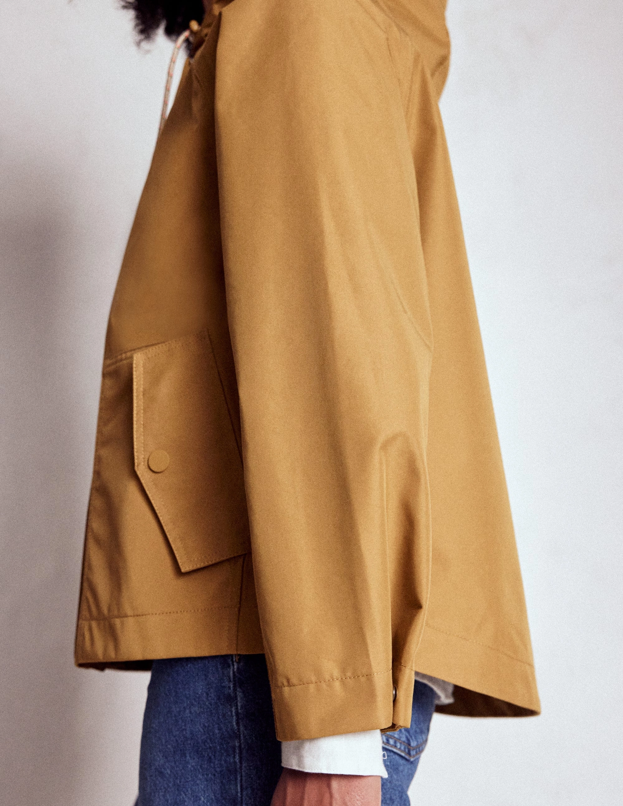 Clean Minimal Look Cropped Rain Mac-Hazelnut Brown