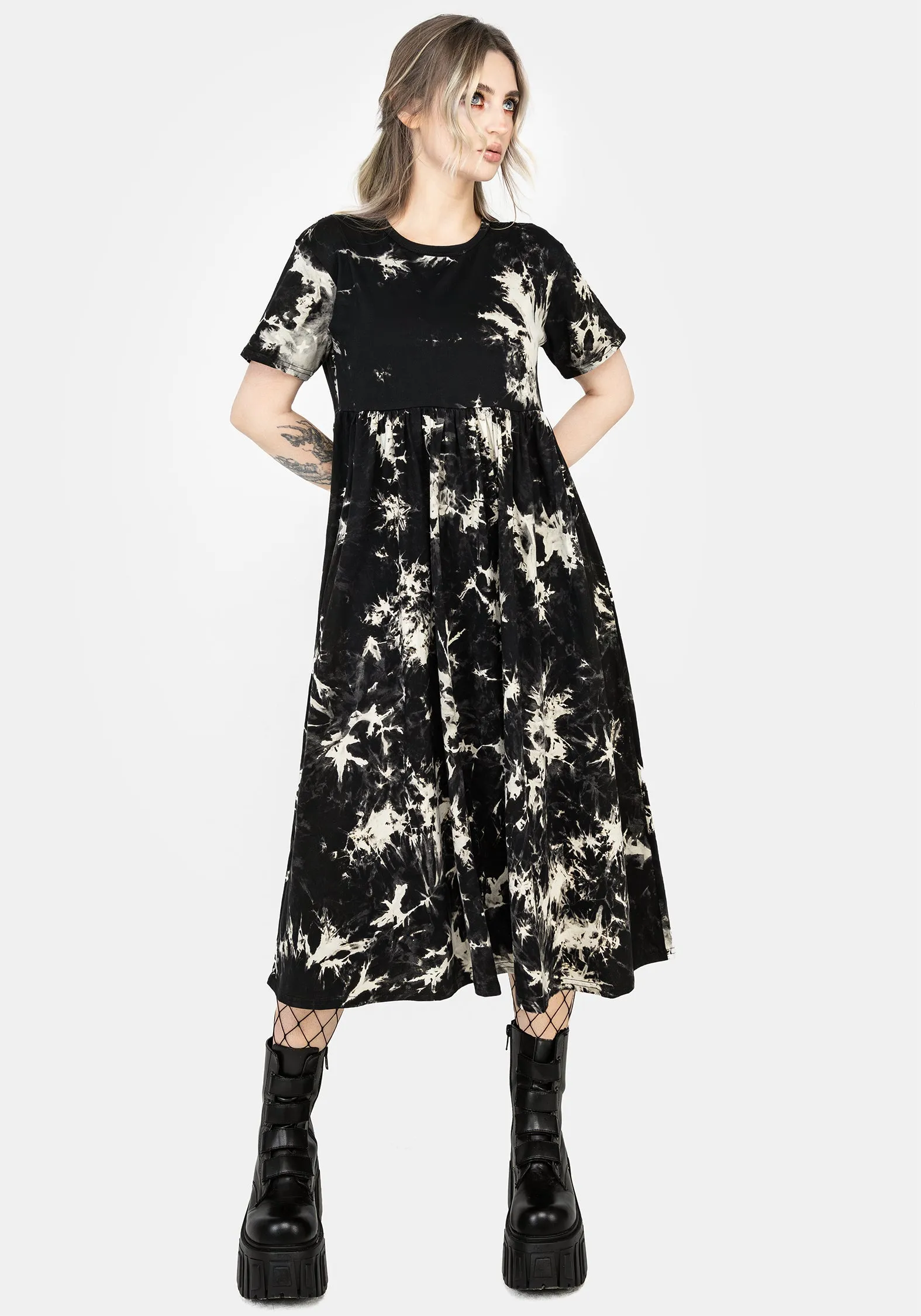 Moodswing Tie Dye Midi Dress Eye Catching
