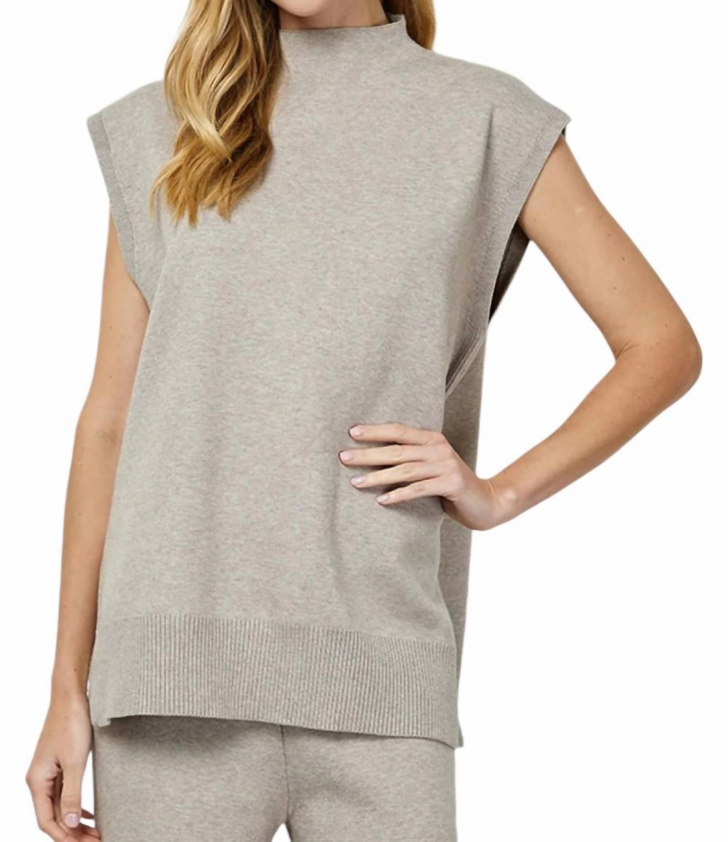 Snuggly Knitwear Among Others Sweater Top In Heather Grey