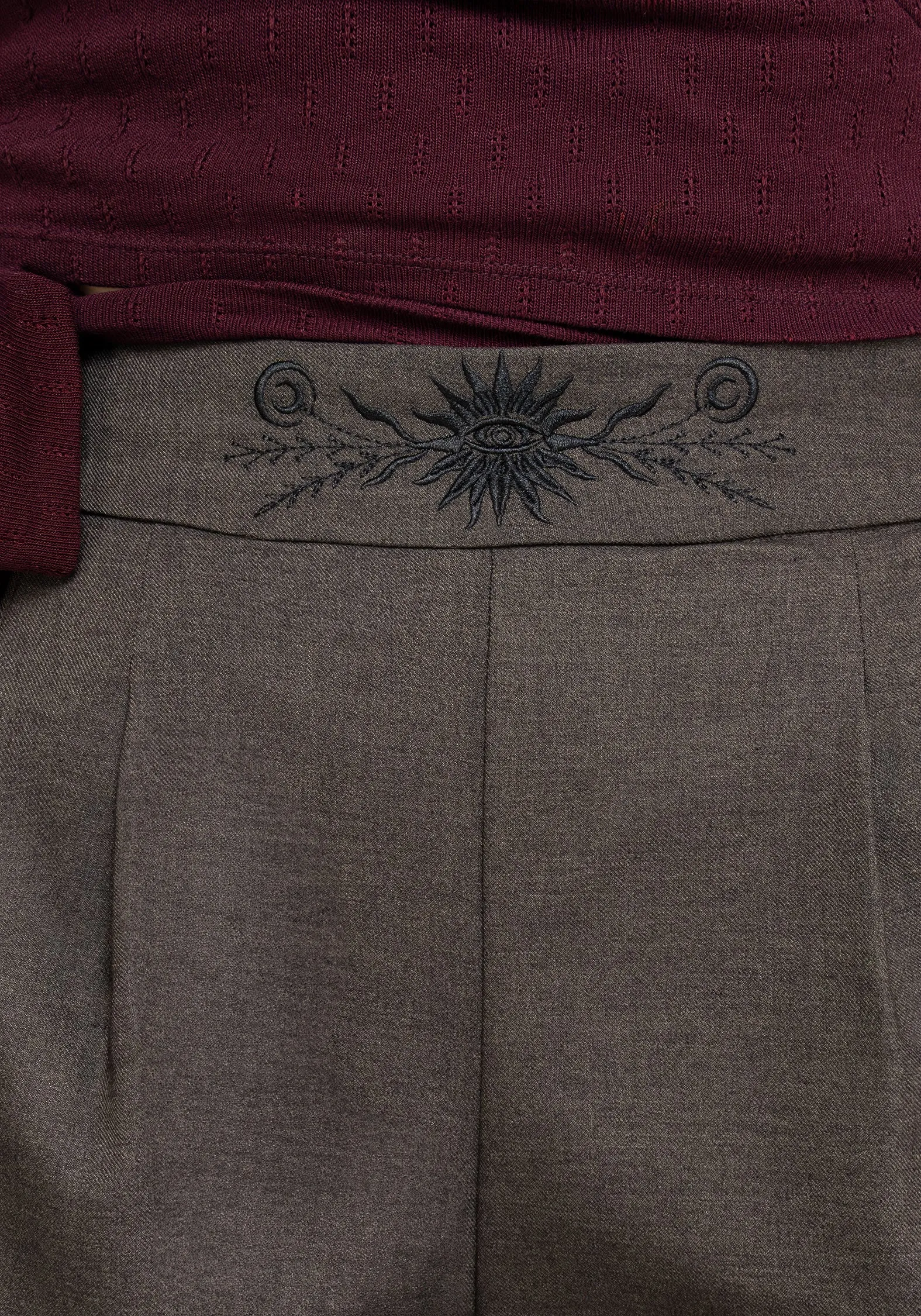Mystic Embroidered Balloon Trousers Stretch Layer Fit Travel-Ready