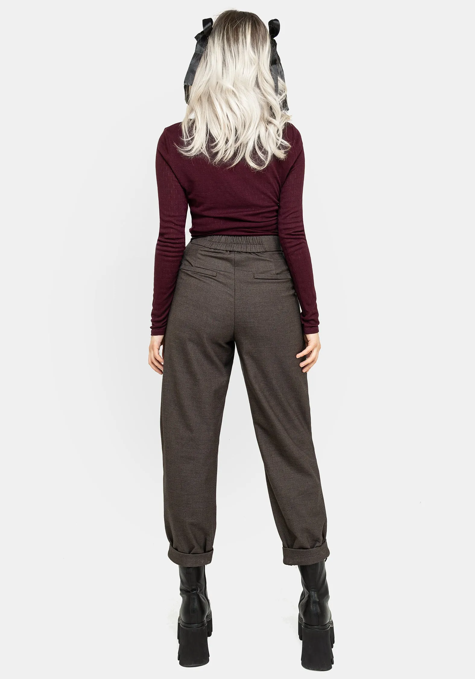 Mystic Embroidered Balloon Trousers Casual Look