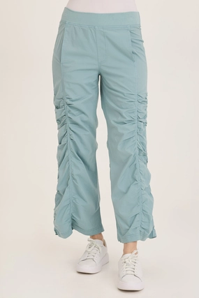 Performance Layer Refined fit Naola Stretch Poplin Ruched Flare Gaucho