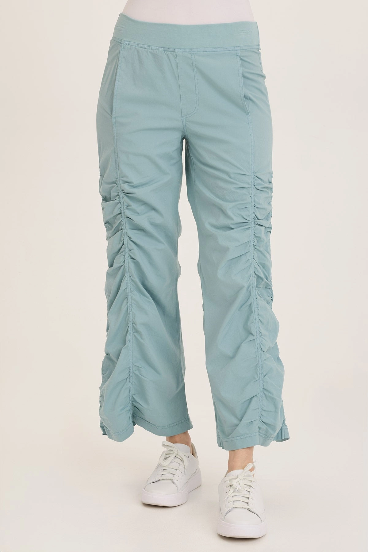 Performance Layer Refined fit Naola Stretch Poplin Ruched Flare Gaucho