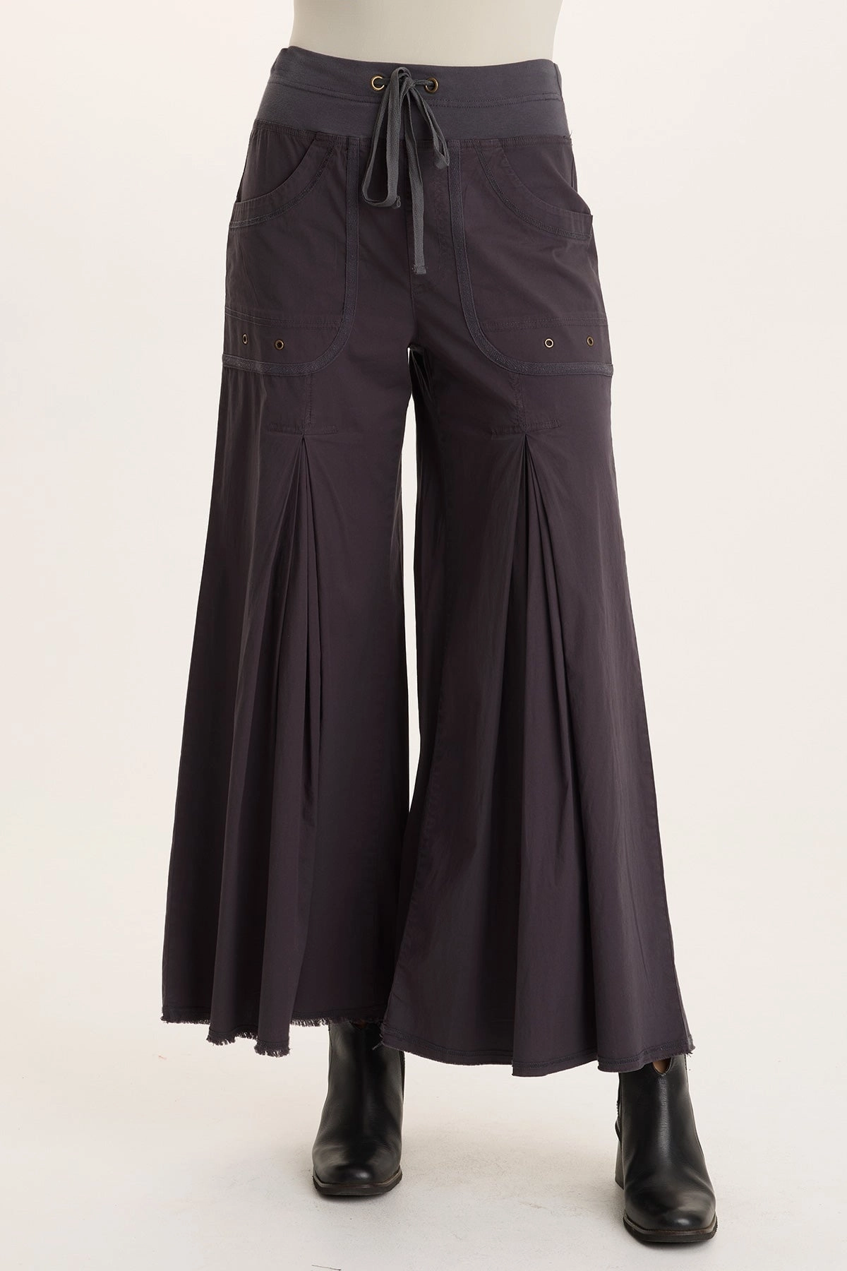 Nevins Soft Volume Wide Leg Drawstring Pant High Rise Design