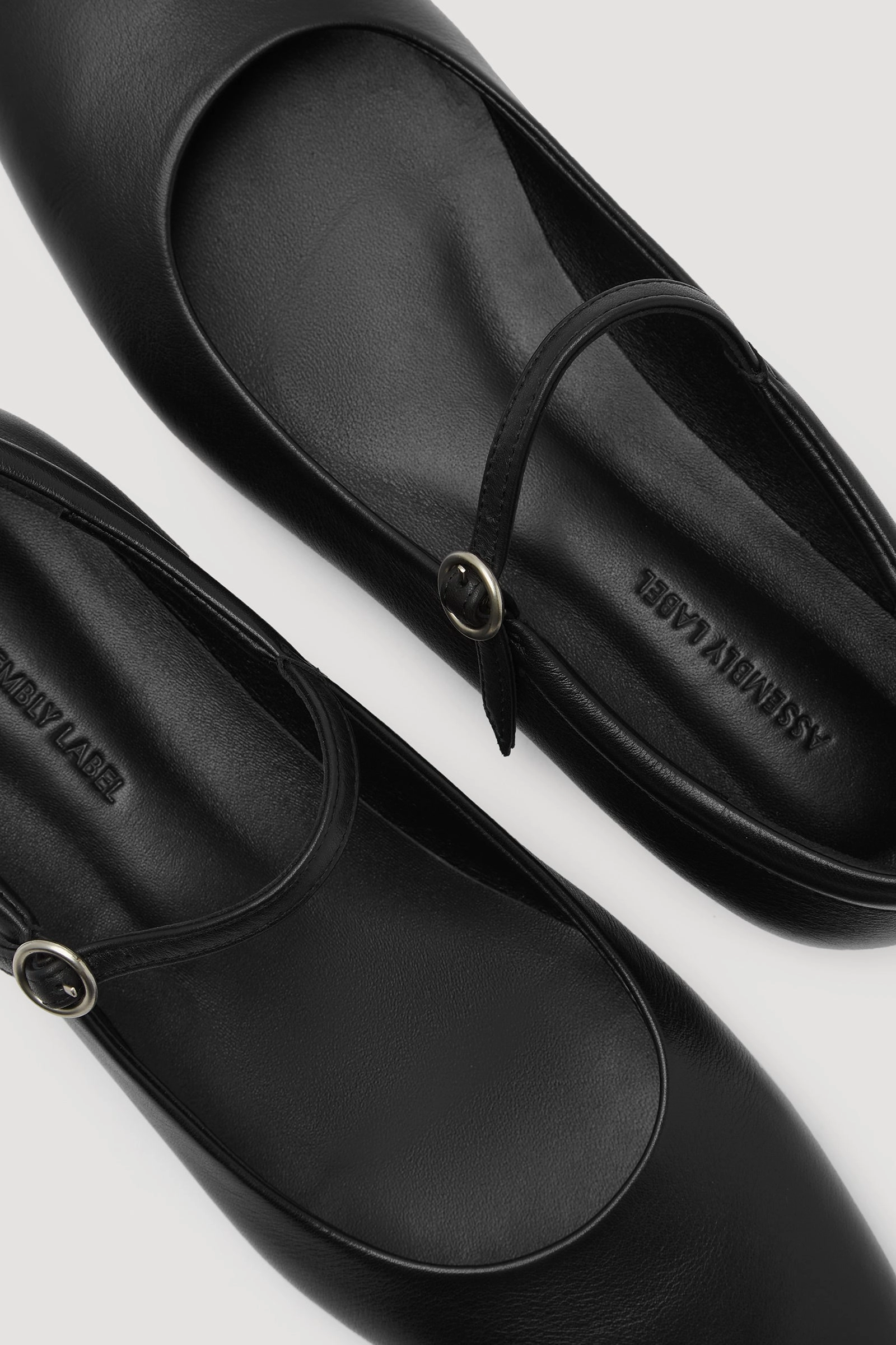 Elegant Comfort Charity Glow Beth Leather Ballet Flat