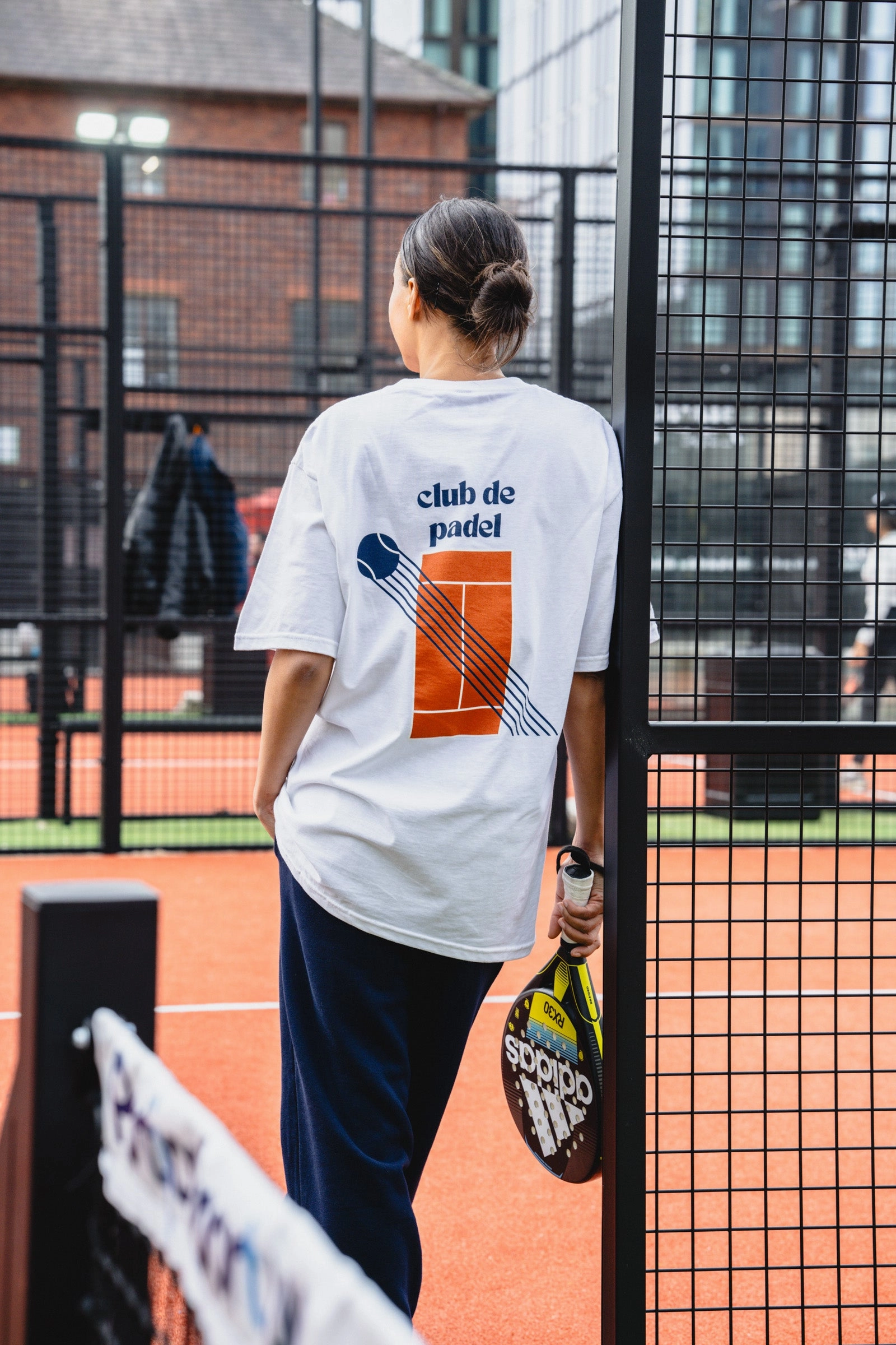Club de Padel 'Court' Tee - White Smart Comfort Comfortable clothing