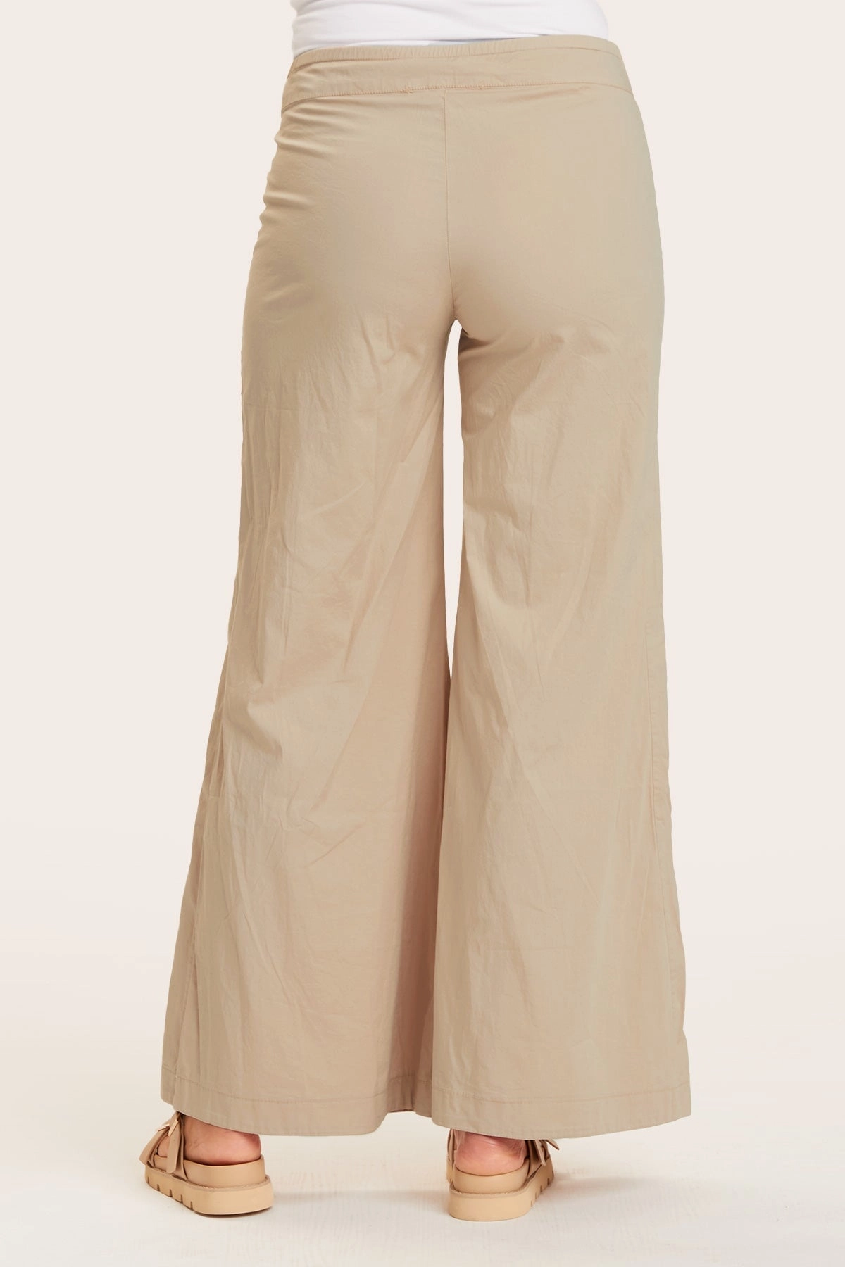 Snag Resistant Fabric Terraced Wide Leg Pant