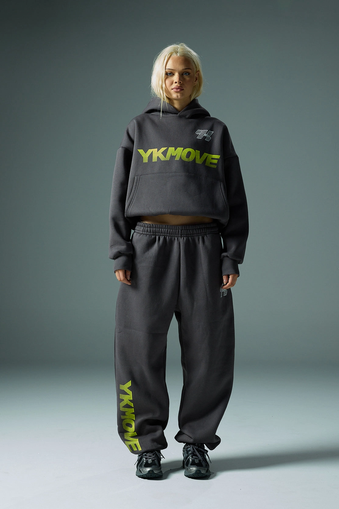Antelope like YK Move Activate Hoodie | Charcoal