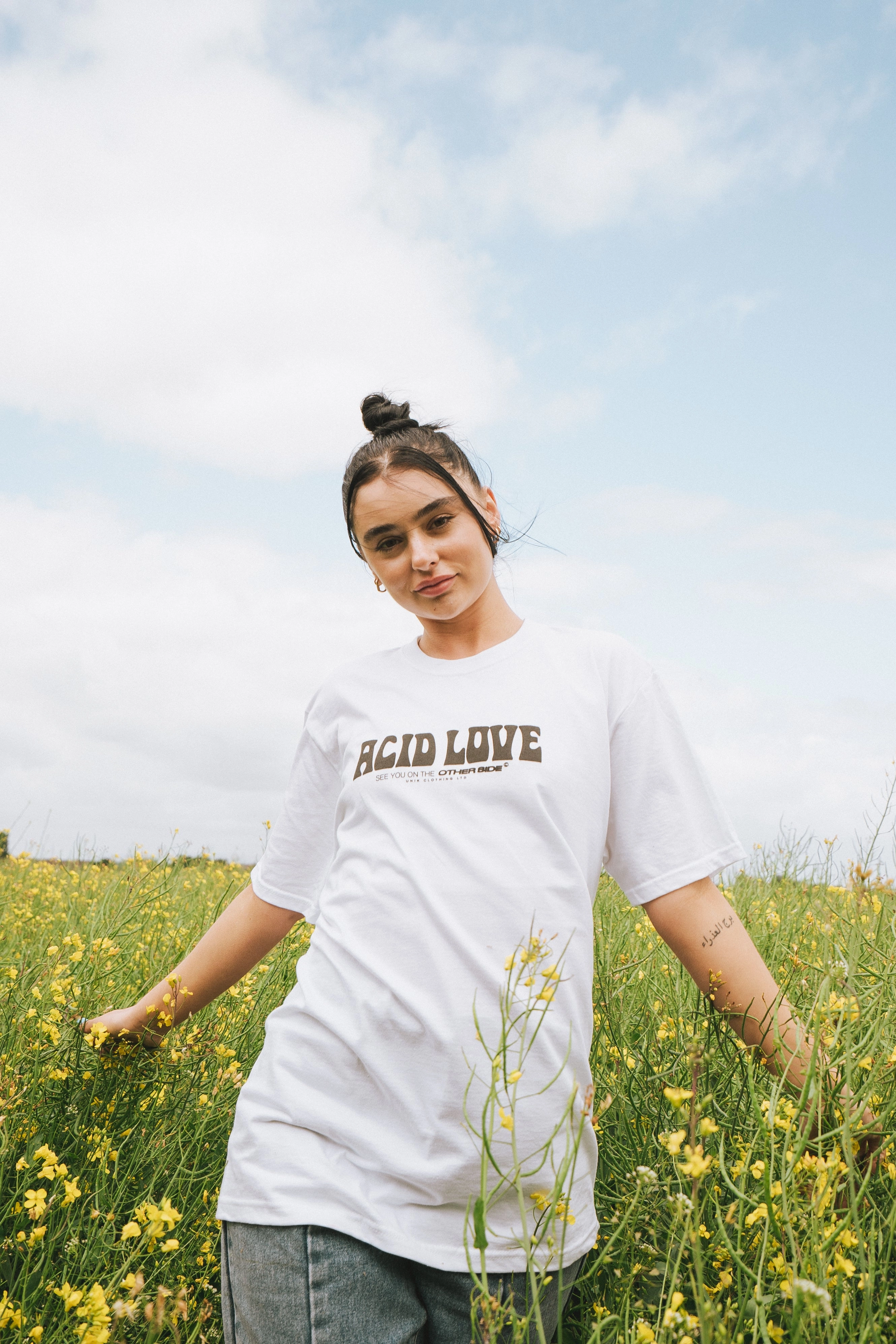 Tagless Design AllDay Comfort ACID LOVE 0.06 'Other Side' Tee - White