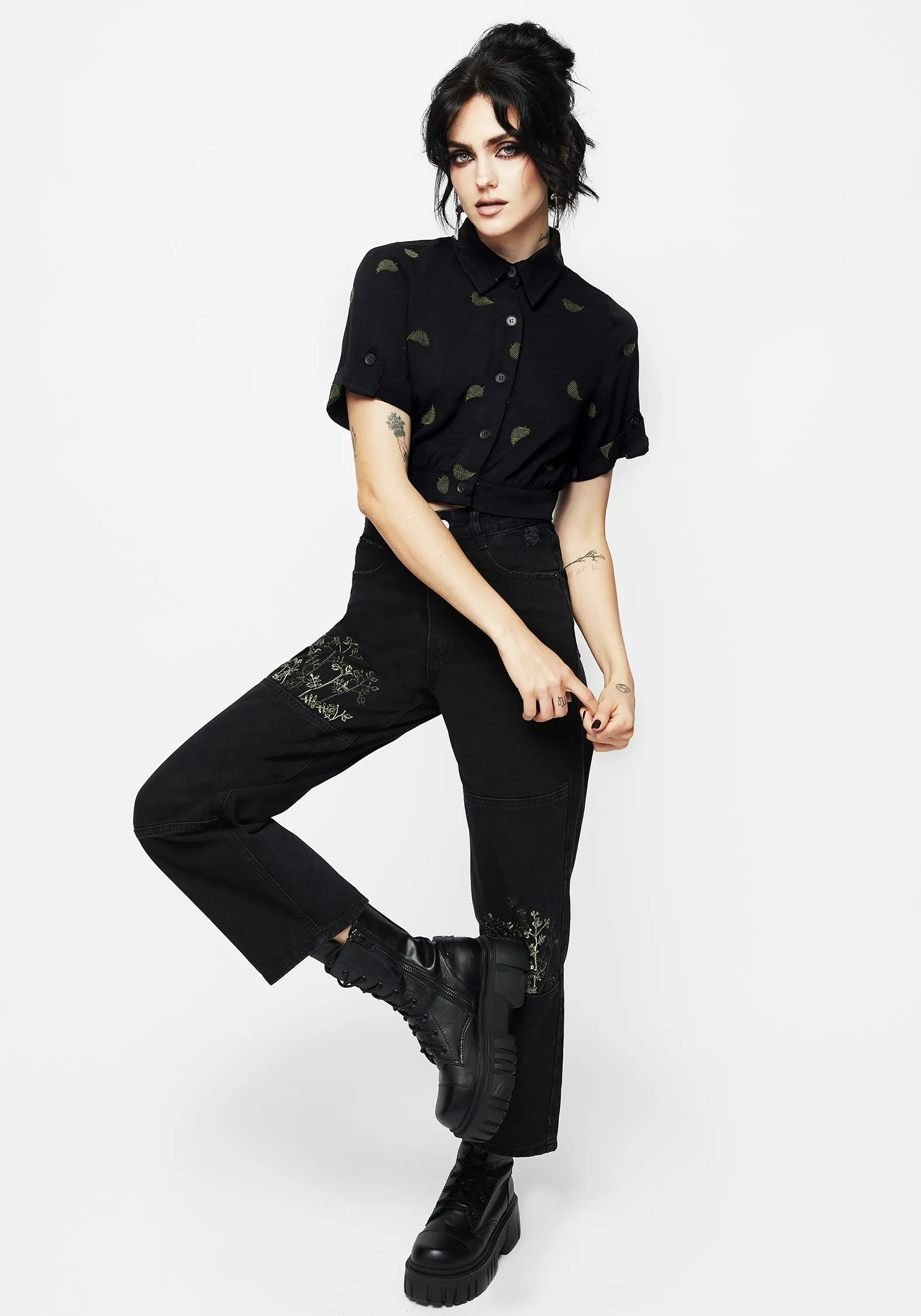 Osmunda Fern Embroidered Short Sleeve Crop Shirt Comfort-First Winter Retreat