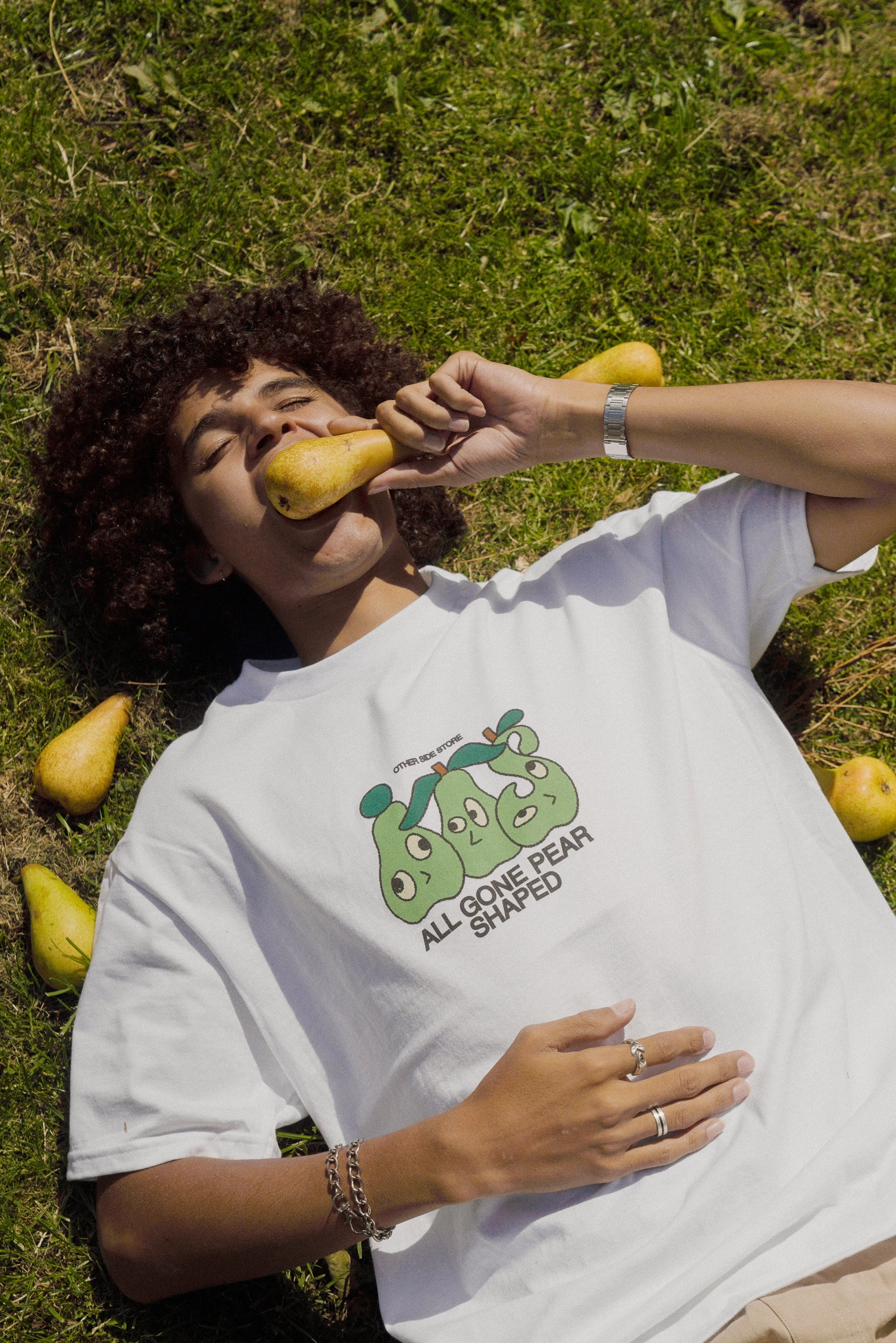 Modern Wear Comfy Layering Other Side Store 'Pear Shaped' Tee - White