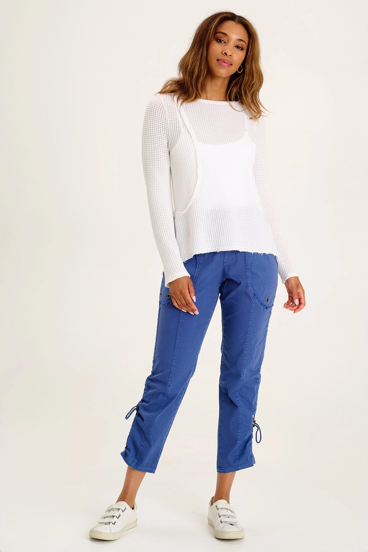 Flexibility Built-In Otish Slim Poplin Crop