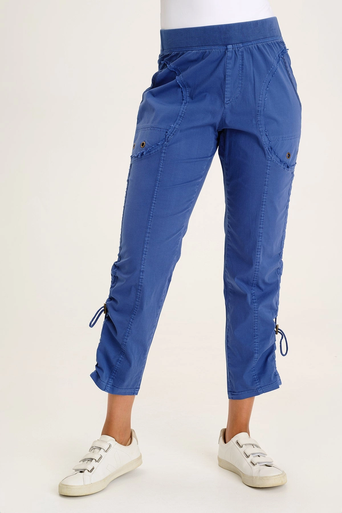 Lightweight Material Otish Slim Poplin Crop