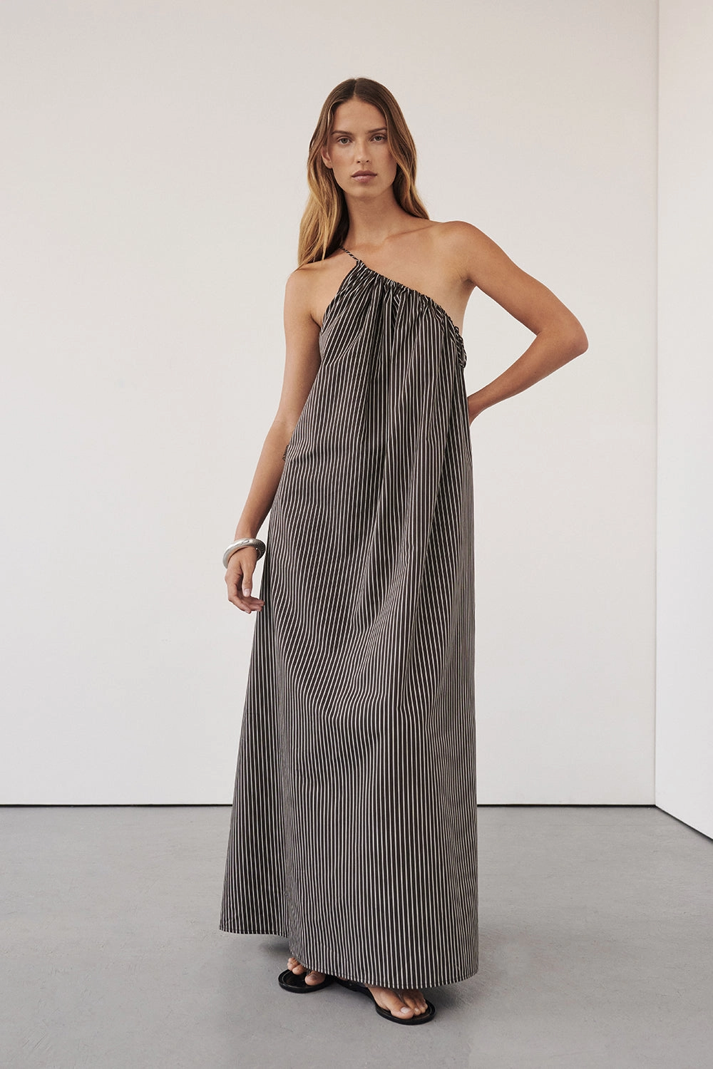 Elegant Comfort PALMA BITTER CHOC SILK BLEND MIDI DRESS