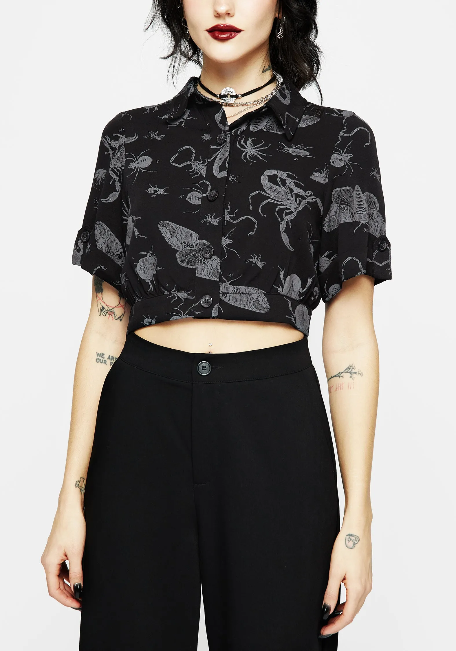 Parasite Bugs Short Sleeve Crop Shirt - Black Team Building