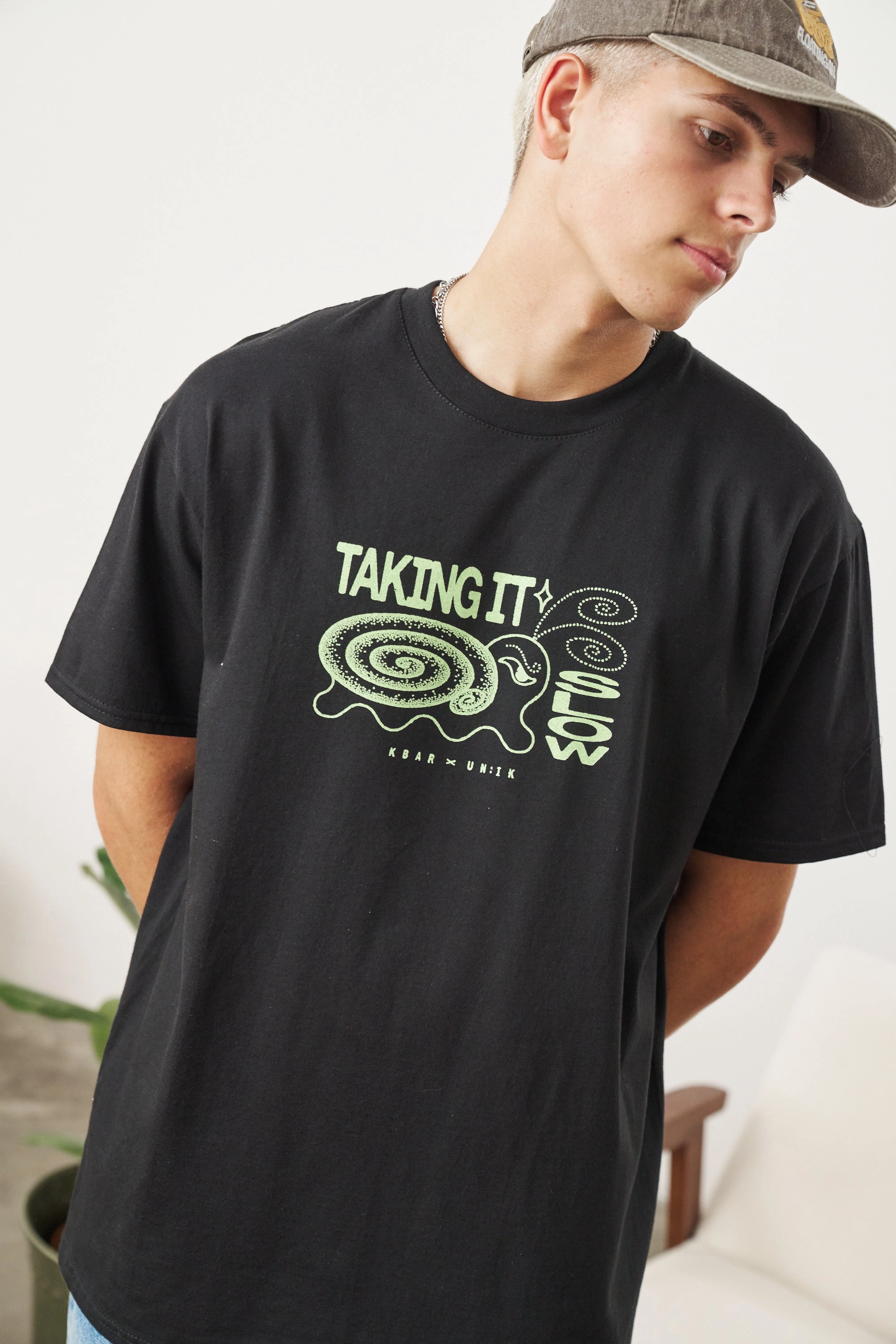 Work efficiency KBAR X UN:IK 'Taking It Slow' Tee - Black