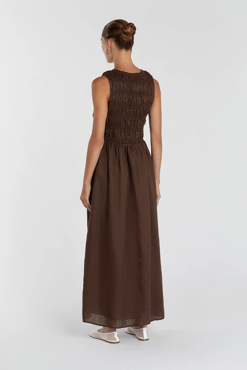 LESSI BITTER CHOC LINEN MAXI DRESS Night Style