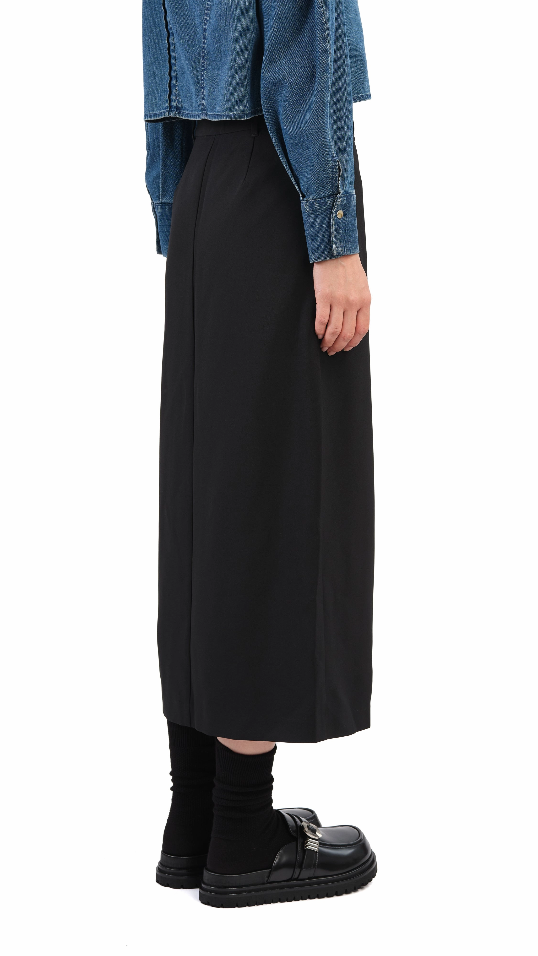 Pencil Skirt With Slit Smooth Finish Striped Design