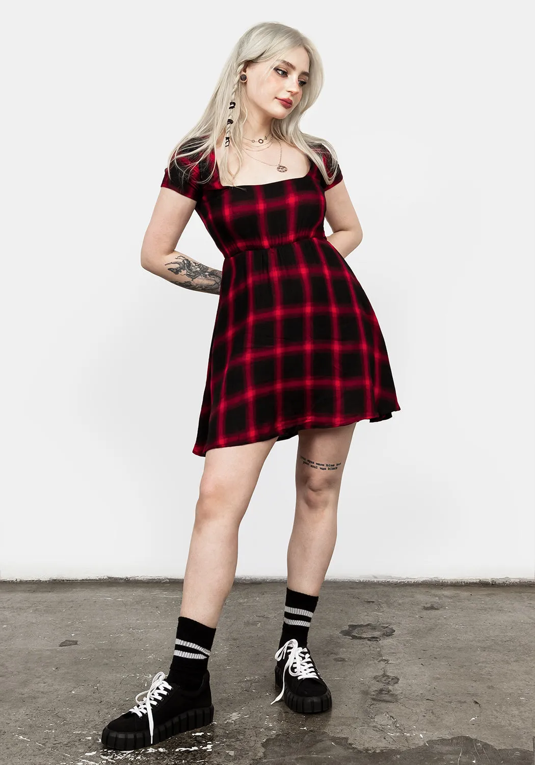 Luxurious Texture Evening Classic Pennyroyal Red Check Dress
