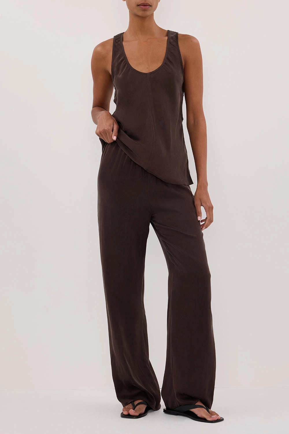 Easy Travel Low Profile Waistband PERCY BITTER CHOC SILK PANT
