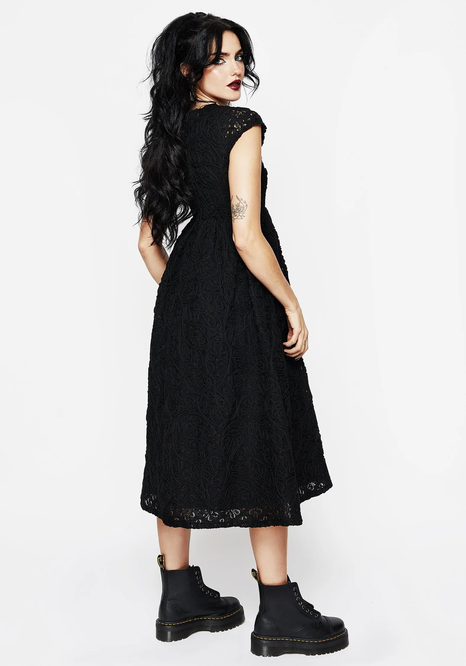 Delicate Edge Stylish Touch Maladie Midi Smock Dress