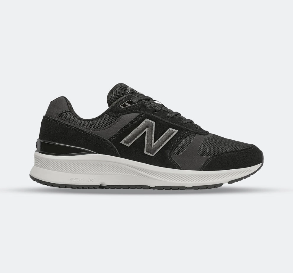 High Energy Return Men's Wide Fit New Balance MW880BK5 Running Trainers
