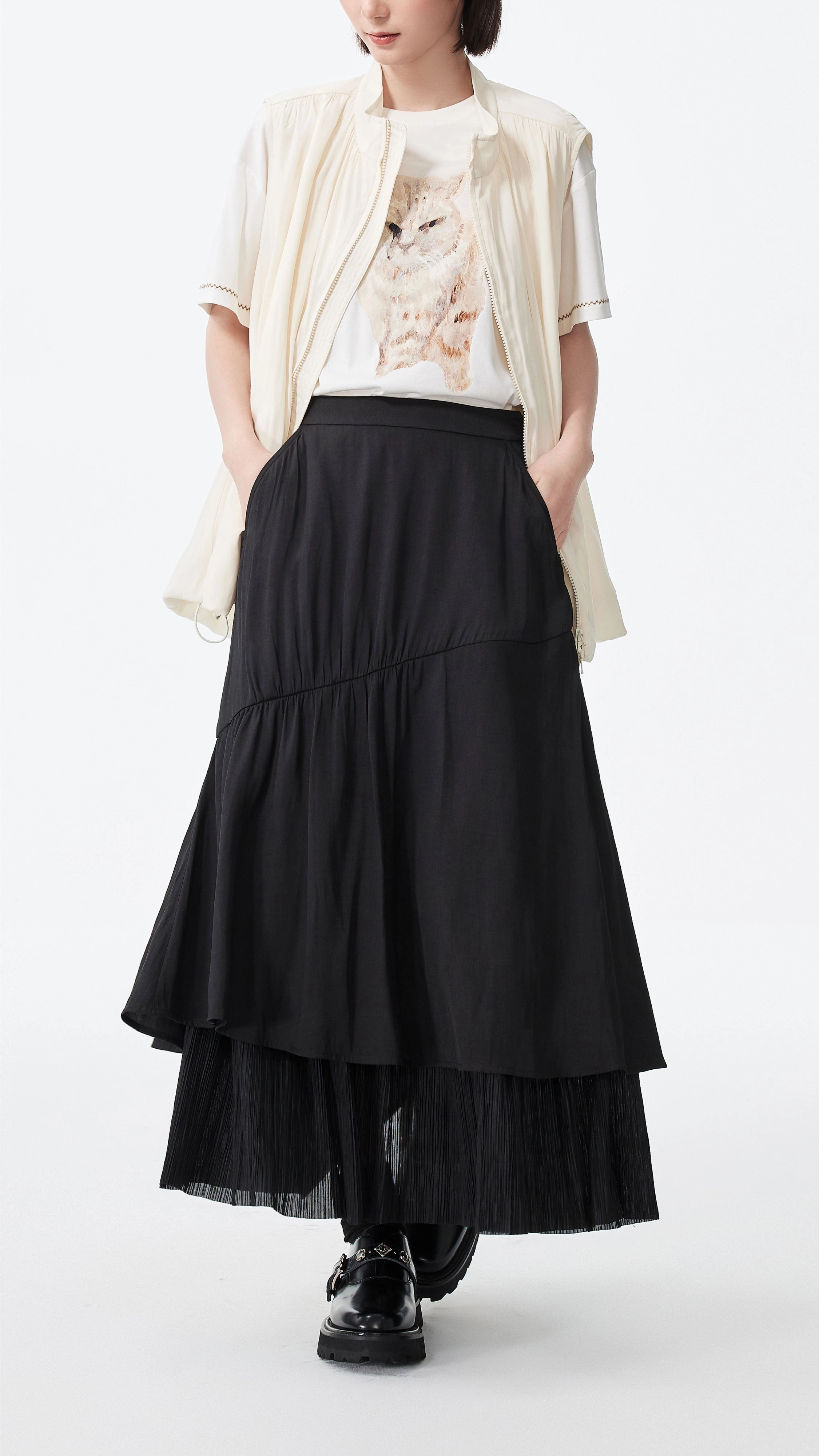 City Wear Stretch Waist Pleated Patch Skirt
