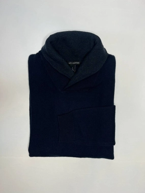 Women's Shawl Collar With Contrast Neck Top In Navy/gator Relaxed Outfit